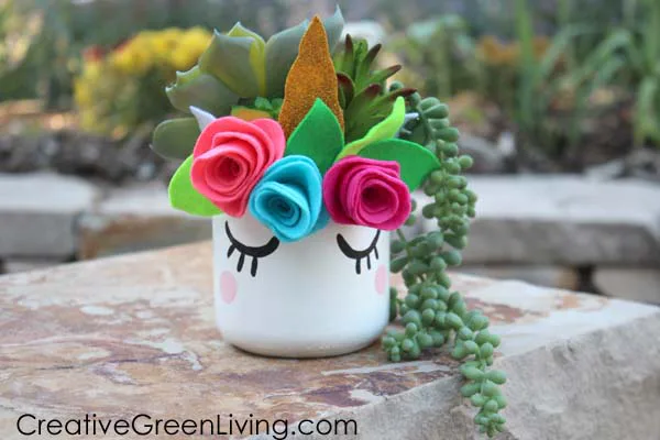 10 Earth Day Crafts For Kids To Celebrate The Planet & People You Love
