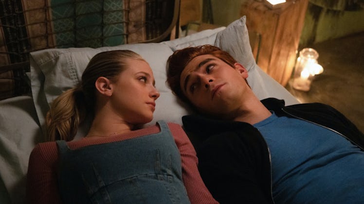 Archie and Betty are beginning a romance in 'Riverdale' Season 4.