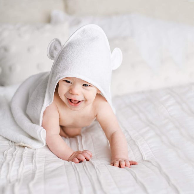 Natemia Organic Hooded Baby Towel 