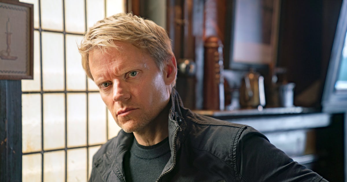 Linstow valk groupedia noord koffer packen zwembad lifepr Who Is Marc Warren? The 'Van Der Valk' Star Is Best Known For BBC's