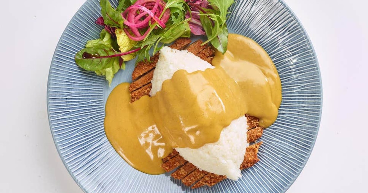 1ae6879f 81df 4123 aaf1 44cca0302375 vegatsu top blue plate