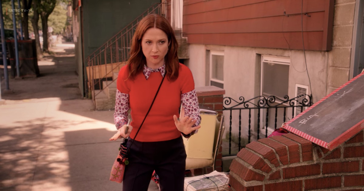 The Unbreakable Kimmy Schmidt Movie Trailer Teases The Reverend S Return