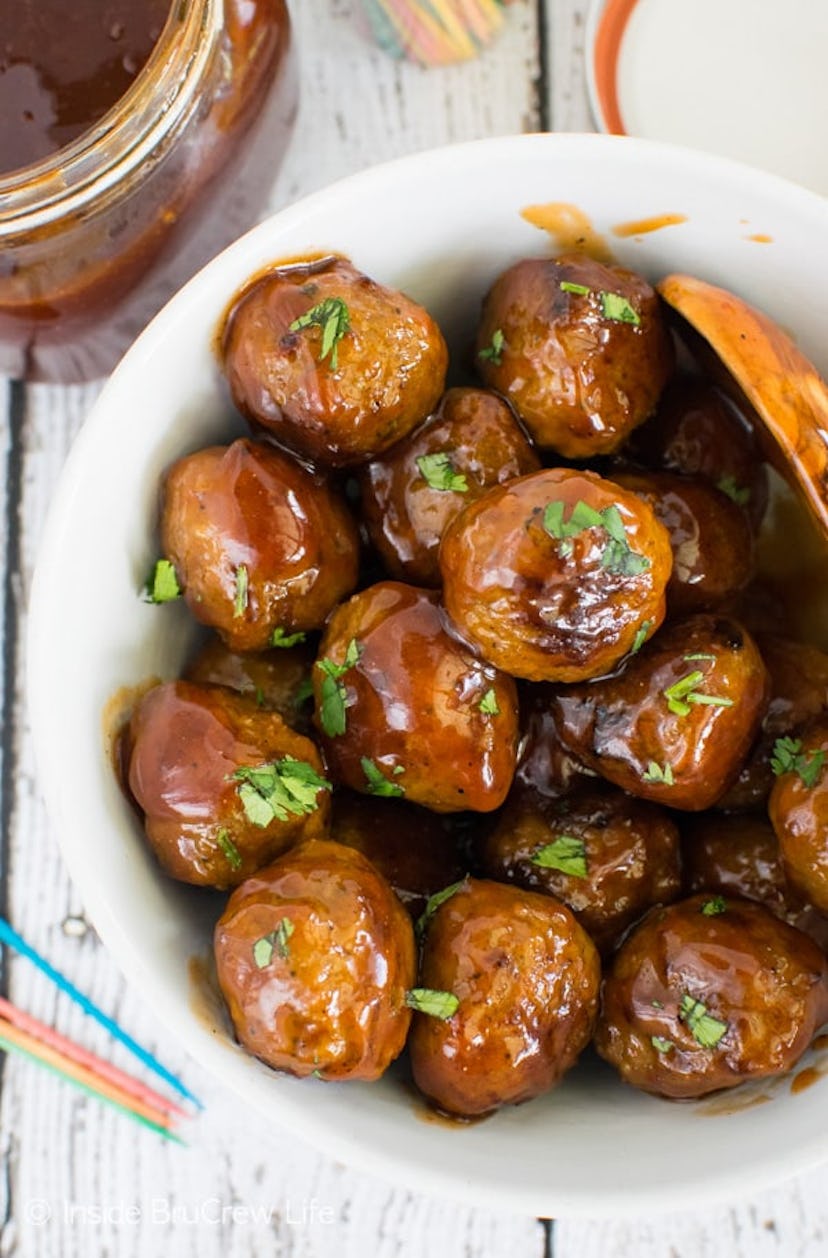 Honey Sriracha barbecue meatballs can be made with frozen meatballs.