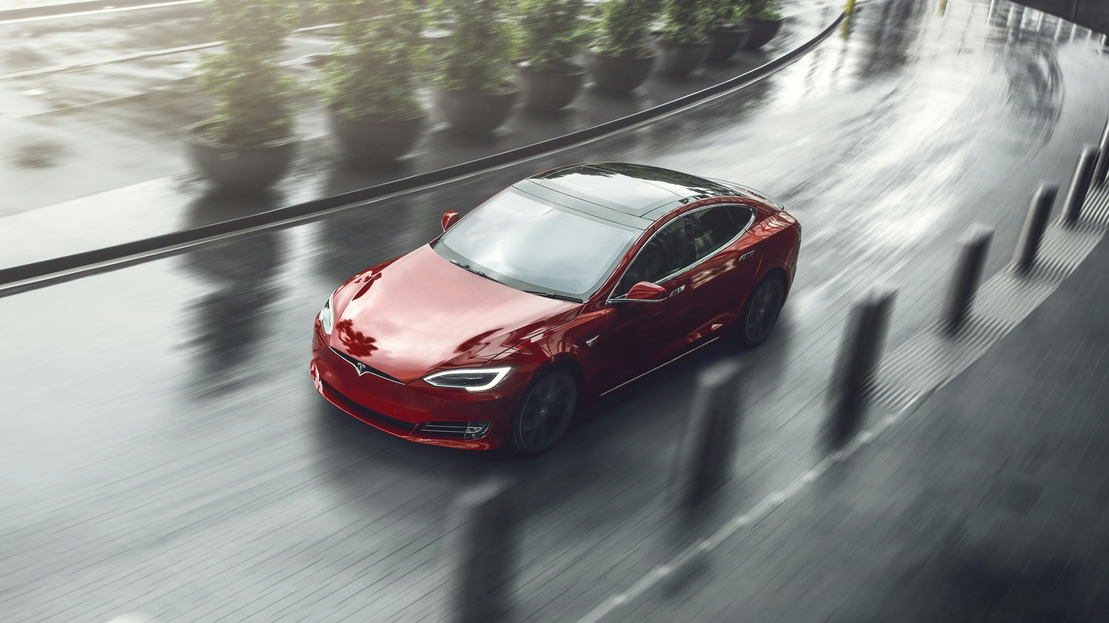 Tesla cars haven’t cracked 400 miles for one really bizarre reason