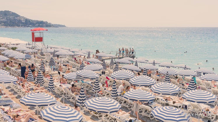 The best beach Zoom backgrounds to make you feel like you're on vacation.