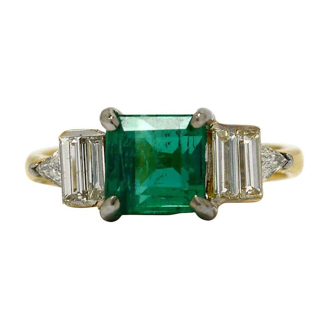 Vintage Emerald Diamond Art Deco Vintage Engagement Ring