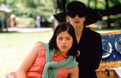 Selma Blair & Sarah Michelle Gellar in 'Cruel Intentions' 1999.