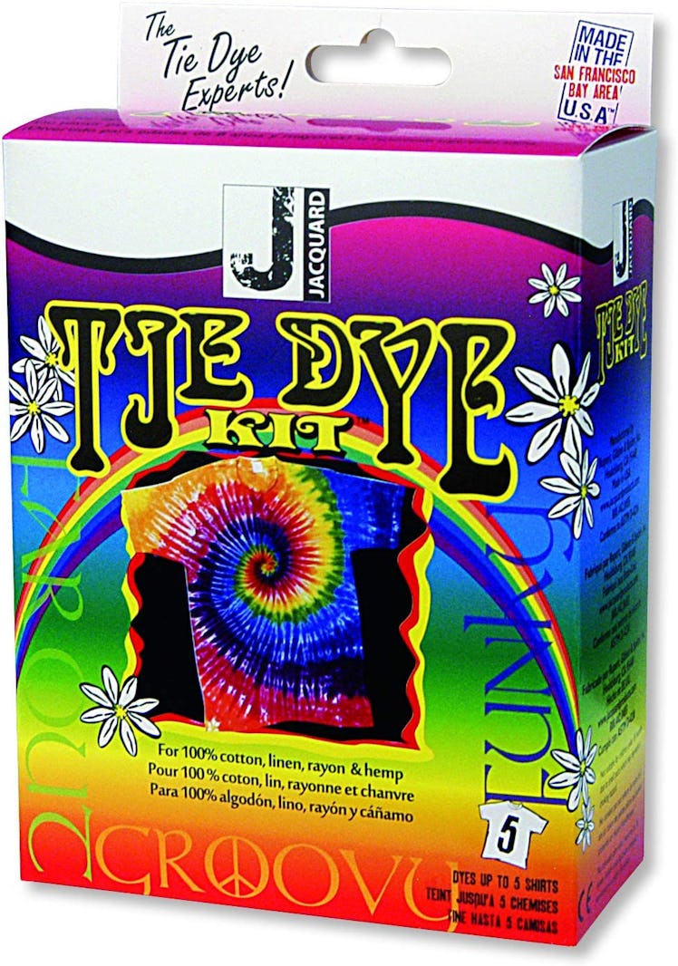 Jacquard’s Funky Groovy Tie-Dye Kit