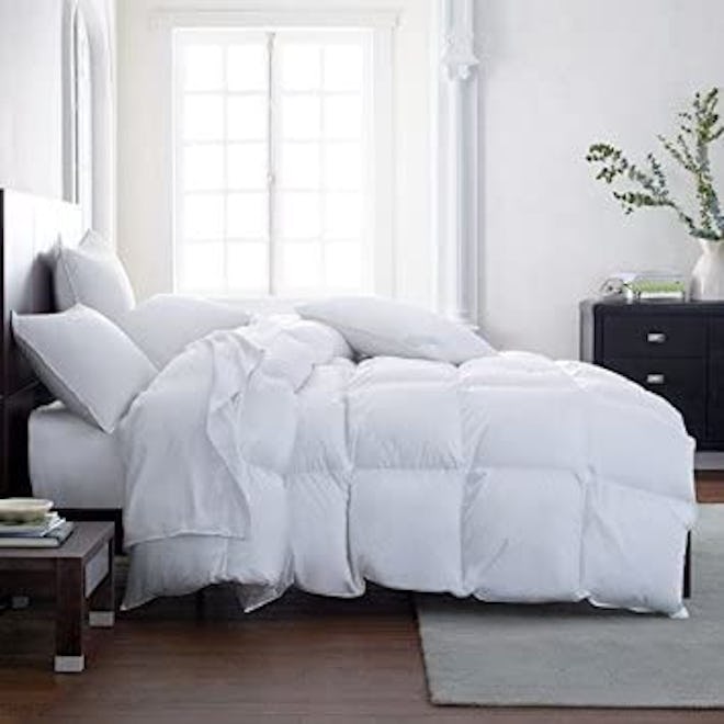 Lavish Comforts The Ultimate Winter Down Alternative Comforter