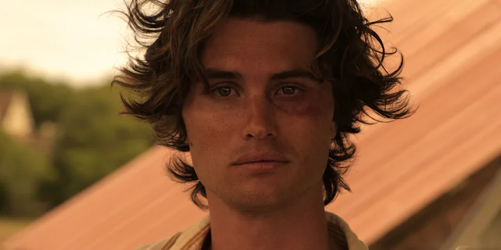 Chase Stokes stars in 'Outer Banks'