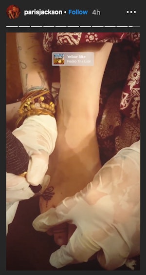 Paris Jackson's DIY tattoo is next level. 