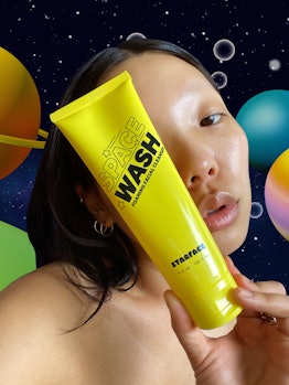 Starface's new Space Wash is a clean product that aims to heal acne without irritating the skin.