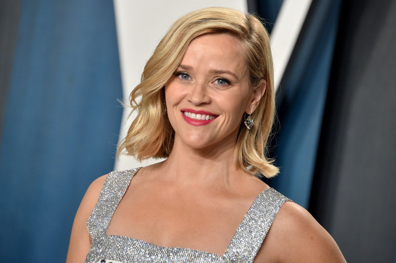 Reese Witherspoon attends the 2020 Vanity Fair Oscar Party hosted by Radhika Jones at Wallis Annenbe...