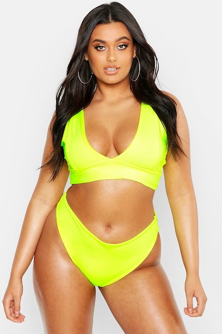 https://imgix.bustle.com/uploads/image/2020/5/14/0f78b70a-89ea-4325-88d6-82475c2a411a-pzz72738_neon-yellow_xl.jpeg?w=450&fit=crop&crop=faces&auto=format%2Ccompress&cs=srgb&q=70 https://imgix.bustle.com/uploads/image/2020/5/14/0f78b70a-89ea-4325-88d6-82475c2a411a-pzz72738_neon-yellow_xl.jpeg?w=450&fit=crop&crop=faces&auto=format%2Ccompress&cs=srgb&q=70