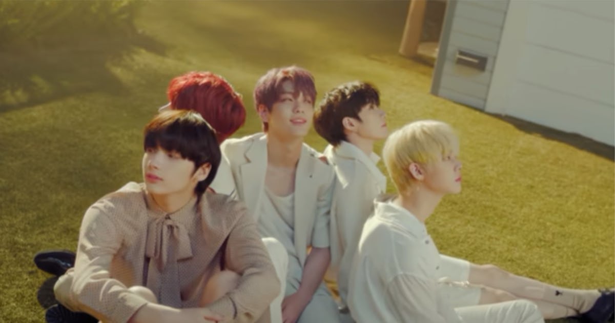 What Do Txt S Can T You See Me Lyrics Mean In English They Get Real About Friendship What Do Txt S Can T You See Me Lyrics Mean In English They Get Real About Friendship