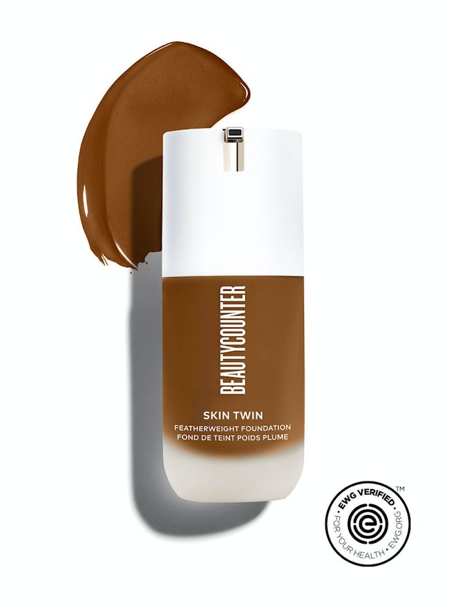 Skin Twin Featherweight Foundation