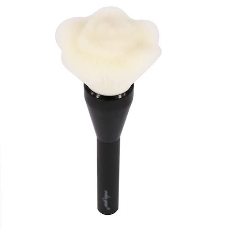 vela.yue Rose Makeup Brush