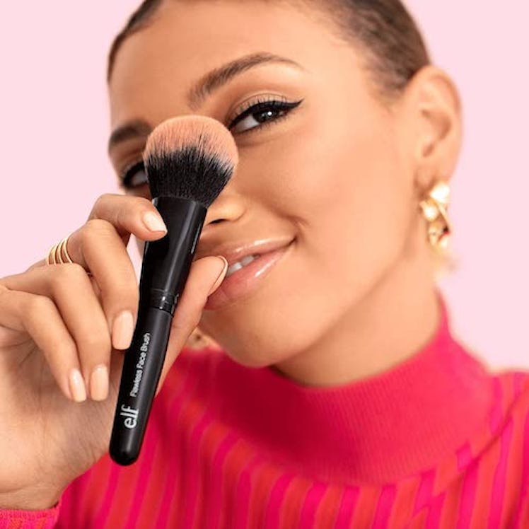 e.l.f. Flawless Face Brush