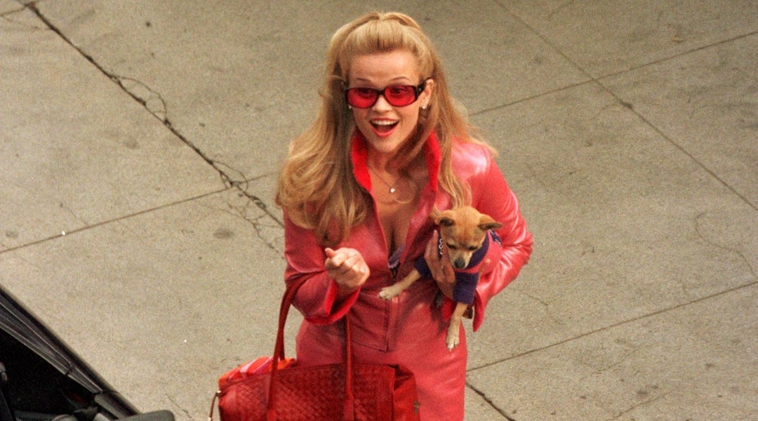 Elle Woods Best Outfits In Legally Blonde Include These