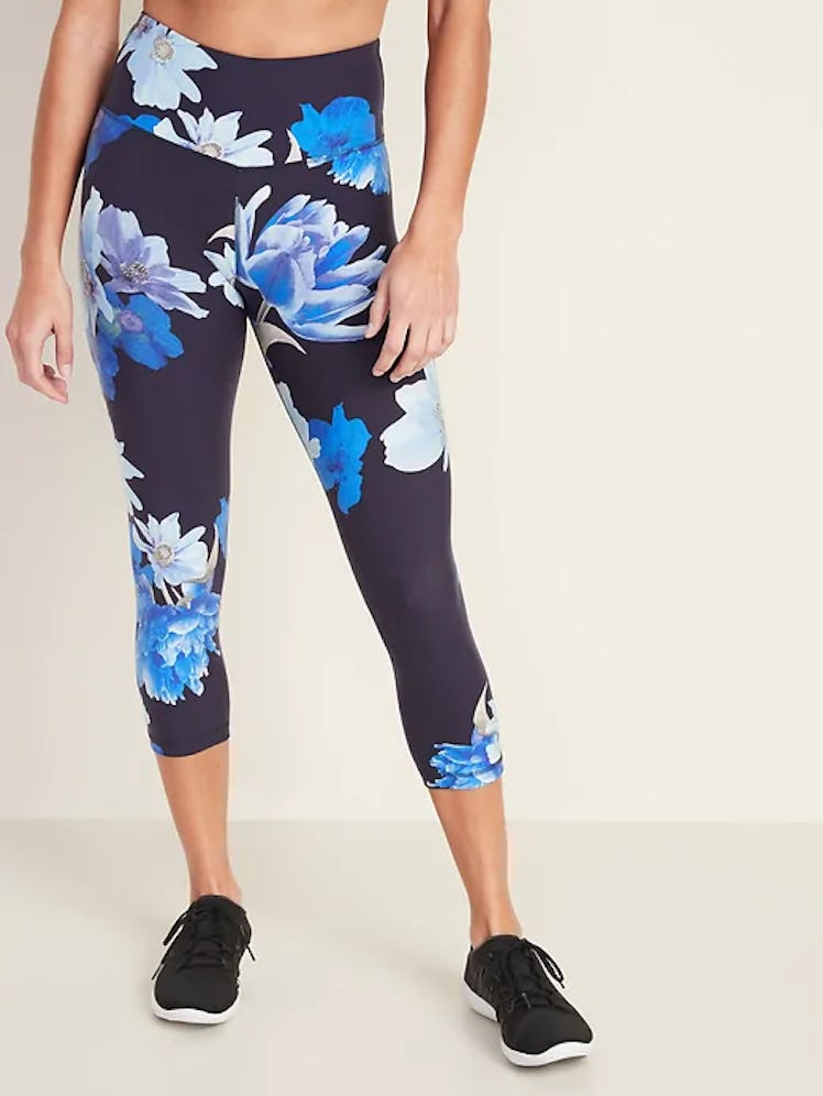 High-Waisted Elevate Floral Compression Crops