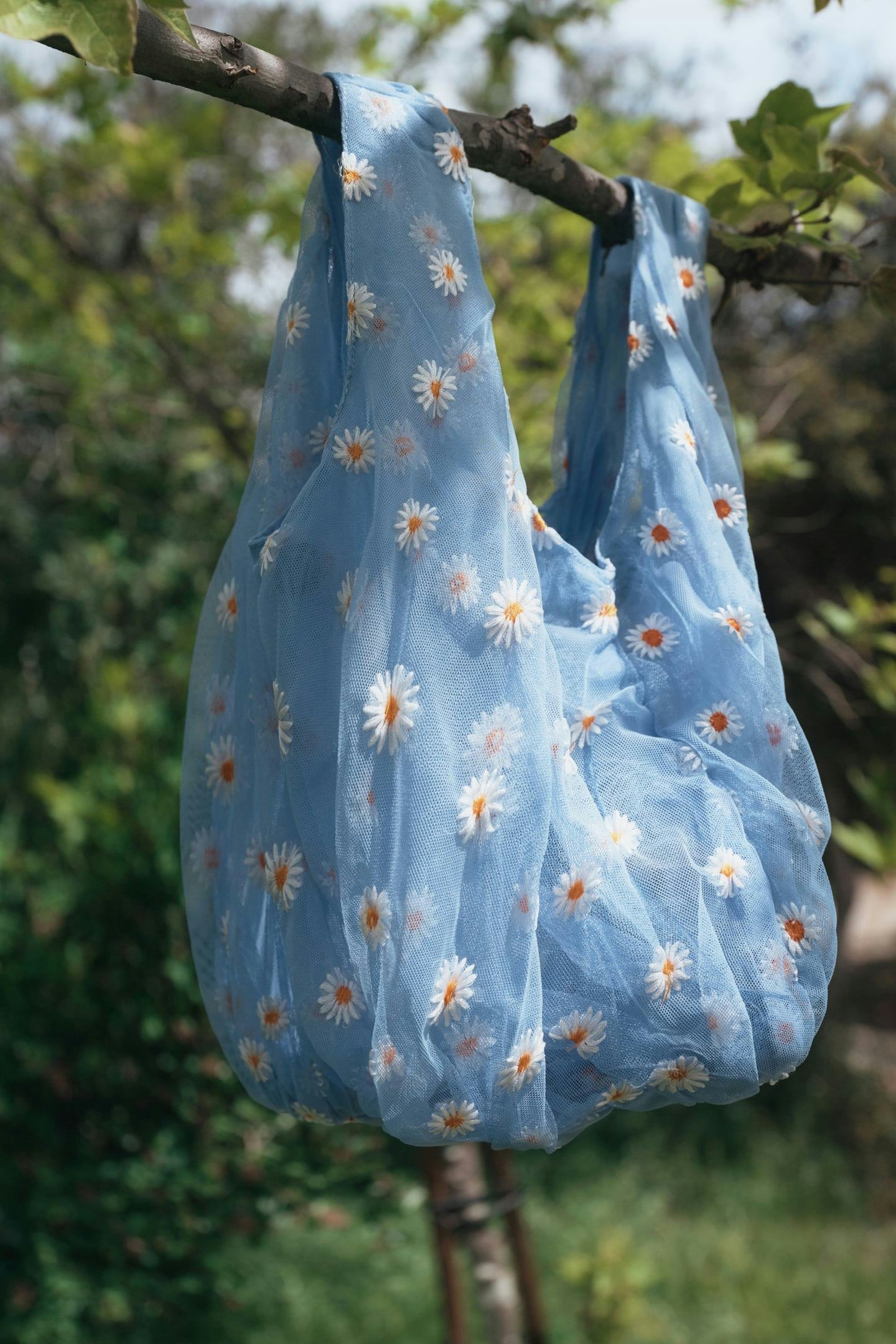 Embroidered tulle bucket bag sale