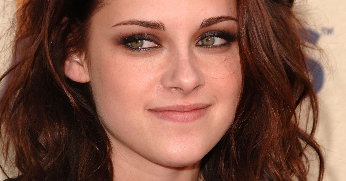 See Kristen Stewart's Beauty Evolution From Twilight To Today