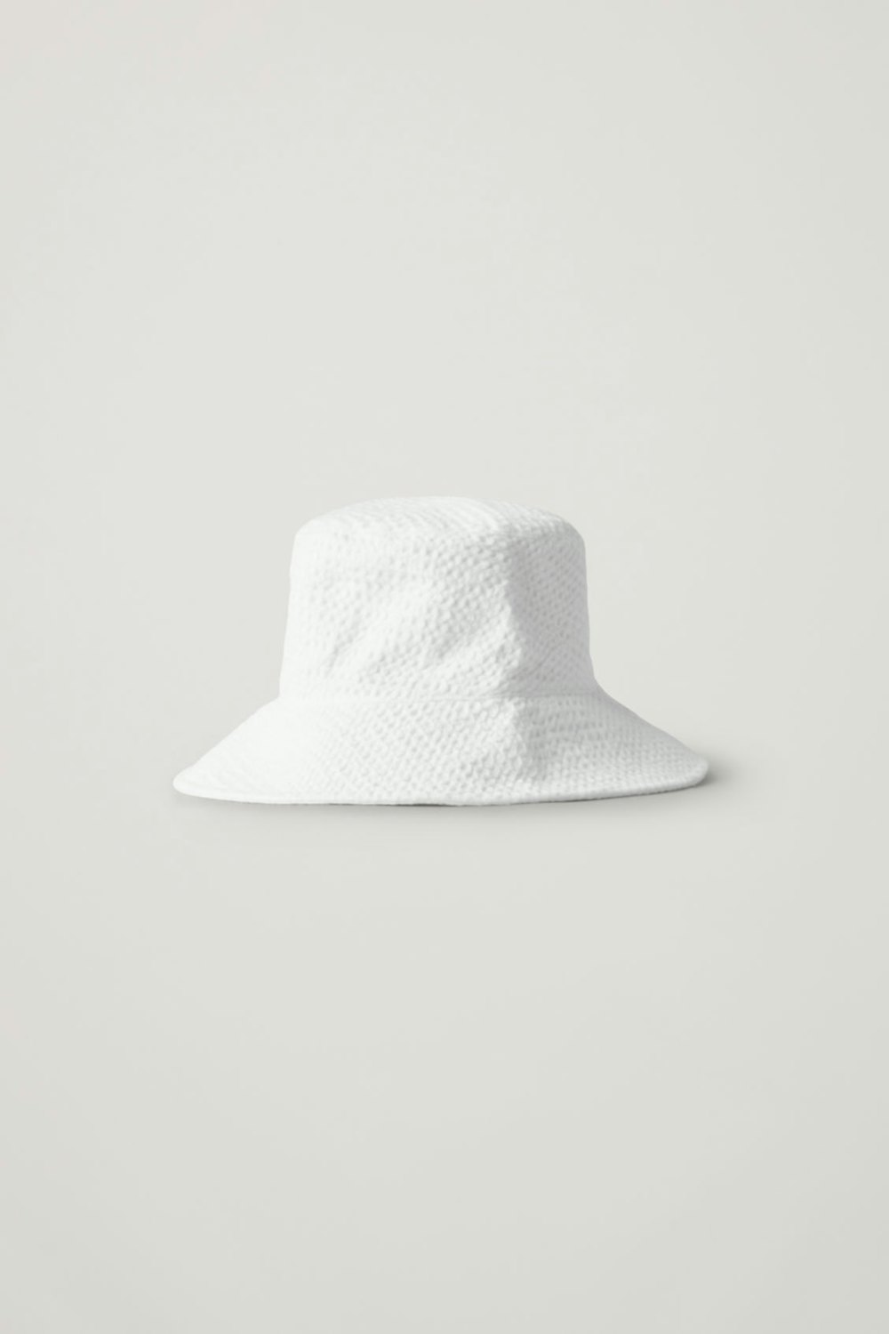 4 Hat Trends To Wear All Summer, From Bucket Hats To Visors
