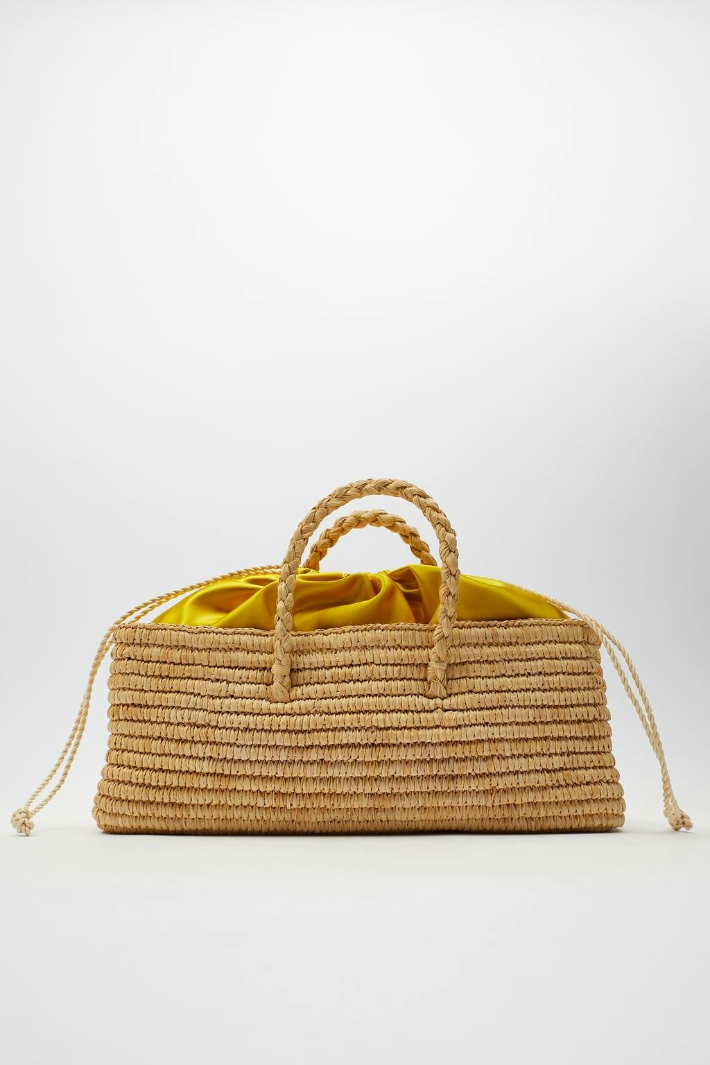 The Summer Handbag Trends At Zara Are All About Ease