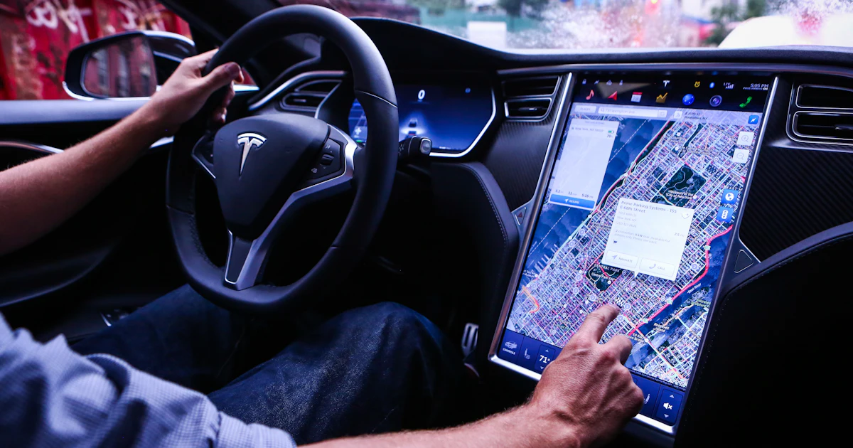 Tesla Autopilot’s full self-driving has a Google-like advantage