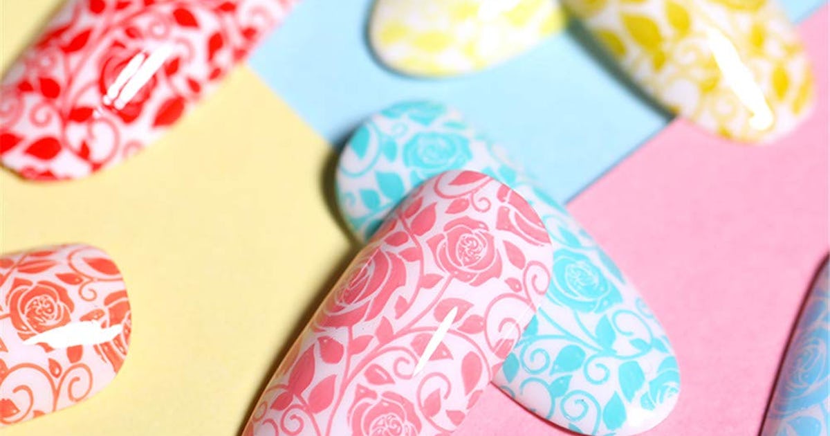 Easy christmas nail designs tutorials 2021-2022 step by step The 5 Best Nail Stamping Kits