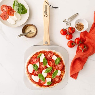 Chef Pomodoro Aluminum Pizza Peel with Foldable Handle