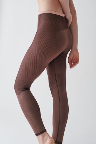 SEAMLESS PERFORMANCE LEGGINGS