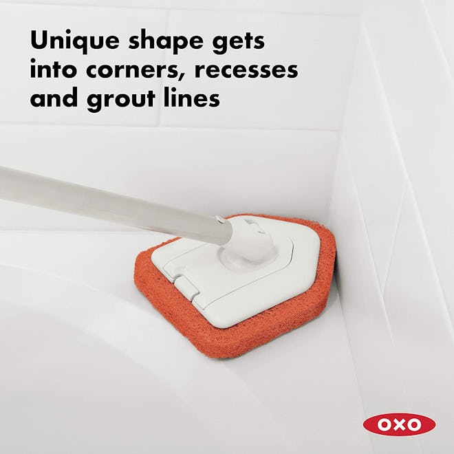 OXO Good Grips Extendable Tub And Tile Scrubber