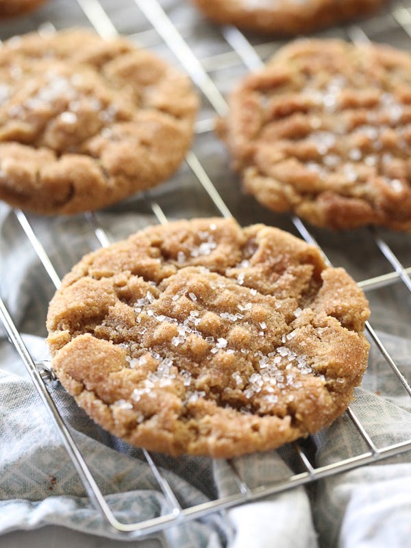 14 Cookie Recipes Without Flour, In Case You're Missing That Pantry Staple