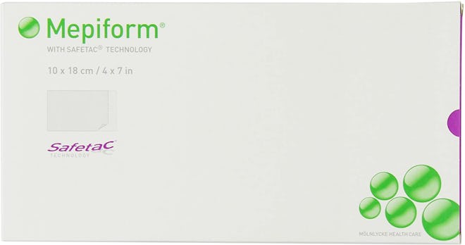 Available in an extra-large size, these Mepiform sheets are some of the best silicone scar sheets.