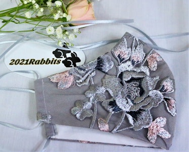 Grey embroidered lace face mask - 100% double cotton lining - three-layer - Bridal Collection