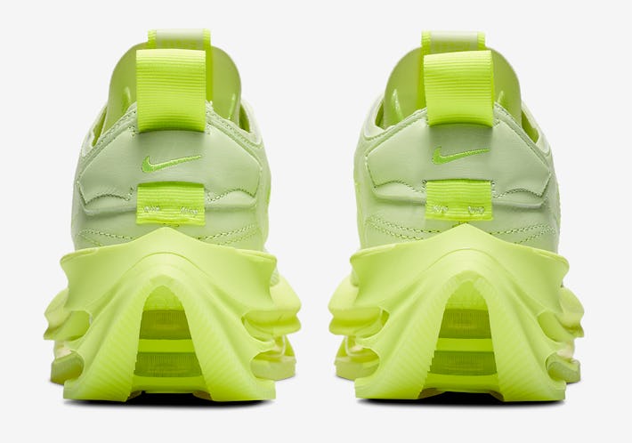 double stack zoom nike
