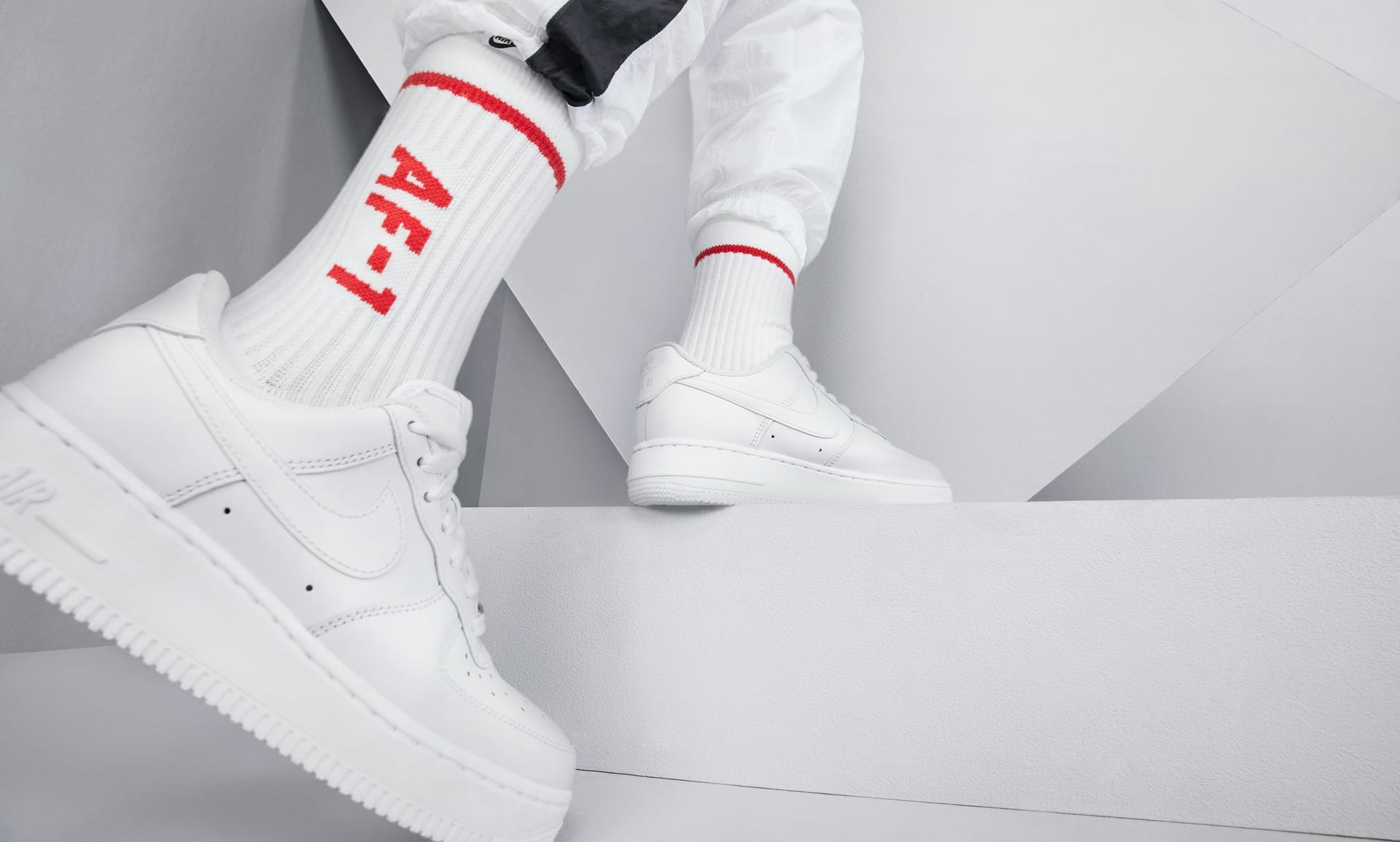 12 White Leather Sneakers From Nike 
