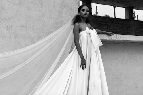 A model wearing a wedding dress from the 2021 Bridal trends to jump on now
