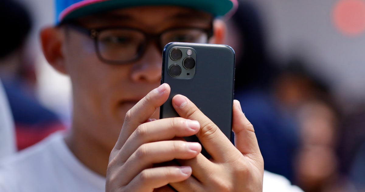 How to add a double tap back button to your iPhone