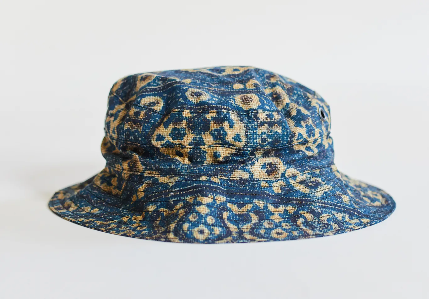 A 4 Ikea Bucket Hat And 9 Others To Stop The Sun From Roasting You