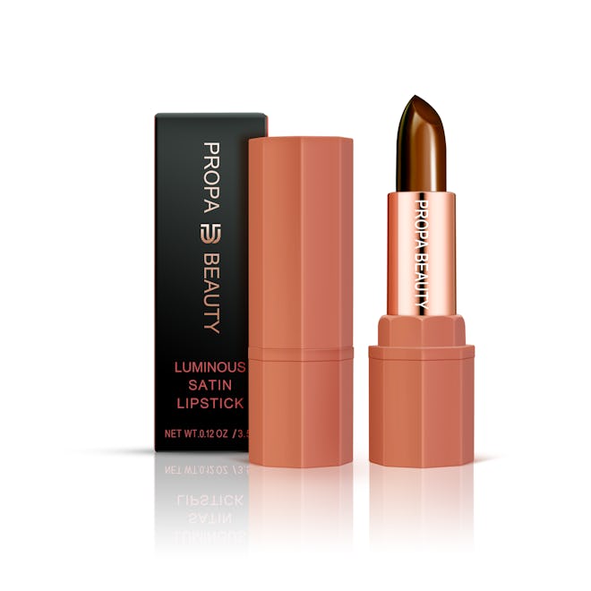 Fighter Luminous Satin Lipstick