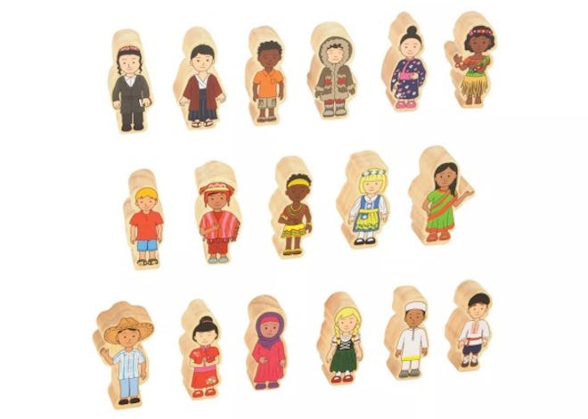 Kaplan Early Learning Children Around the World Wooden Figures