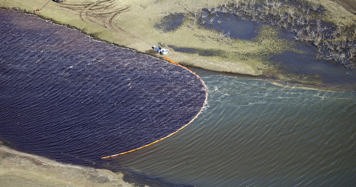 The unexpected link between the Russian oil spill and climate change explained - Inverse