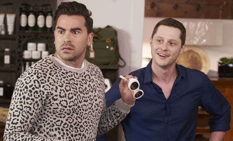 The 'Schitt's Creek' cast was surprised by Mariah Carey during their YouTube commencement performanc...