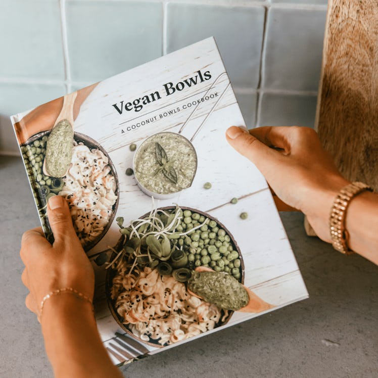 'Vegan Bowls Cookbook' by Coconut Bowls