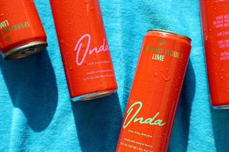 The new Onda sparkling tequila cans come in grapefruit and lime flavors.