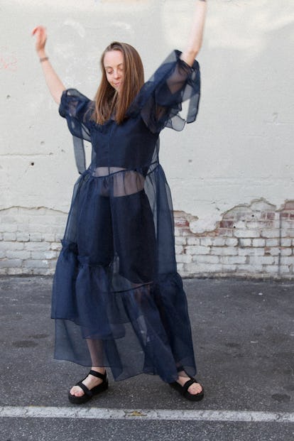 Cómo llevar ropa transparente. ¿Te encuentras comprando en línea más de lo habitual? Déjame guiarte a través de cómo las boho mamas usamos las tendencias de moda de la primavera de 2021 en ShoptheKei.com