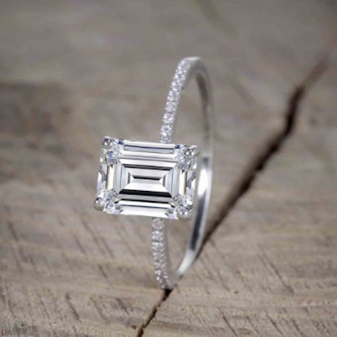Beautiful 1 Carat emerald cut Moissanite Solitaire Engagement Ring for Women in 14k White Gold