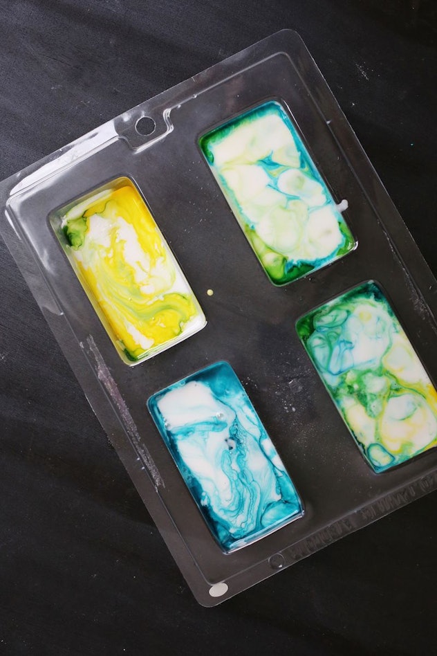 Making your own soap is one tie-dye craft to do with your kids. 